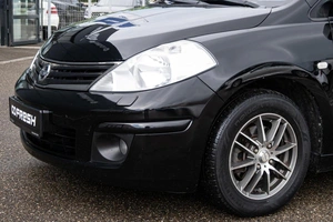Хетчбэк Nissan Tiida 2011 года, 830000 рублей, Краснодар