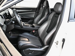 Внедорожник Geely Atlas 2023 года, 2439000 рублей, Кирилловка