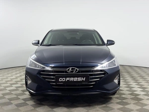 Седан Hyundai Elantra 2019 года, 1648100 рублей, Казань