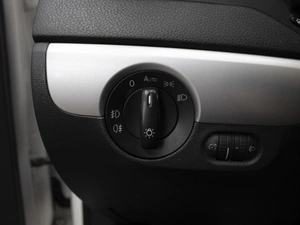 Седан Volkswagen Jetta 2013 года, 810000 рублей, Омск