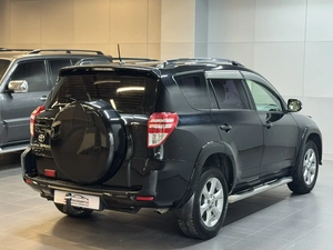 Внедорожник Toyota RAV4 2011 года, 1797000 рублей, Красноярск