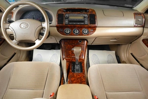 Седан Toyota Camry 2005 года, 799000 рублей, Тюмень
