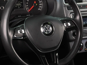 Седан Volkswagen Polo 2019 года, 1229000 рублей, Воронеж