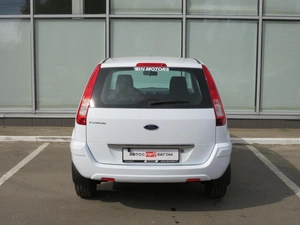 Хэтчбек Ford Fusion 2010 года, 690000 рублей, Брянск