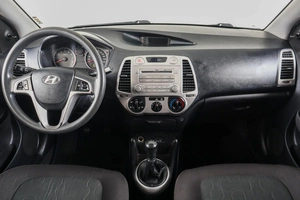 Хетчбэк Hyundai i20 2010 года, 499000 рублей, Пермь