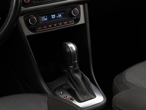 Седан Volkswagen Polo 2018 года, 1248077 рублей, Москва