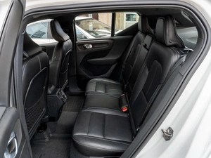 Внедорожник Volvo XC40 2019 года, 2499000 рублей, Саратов