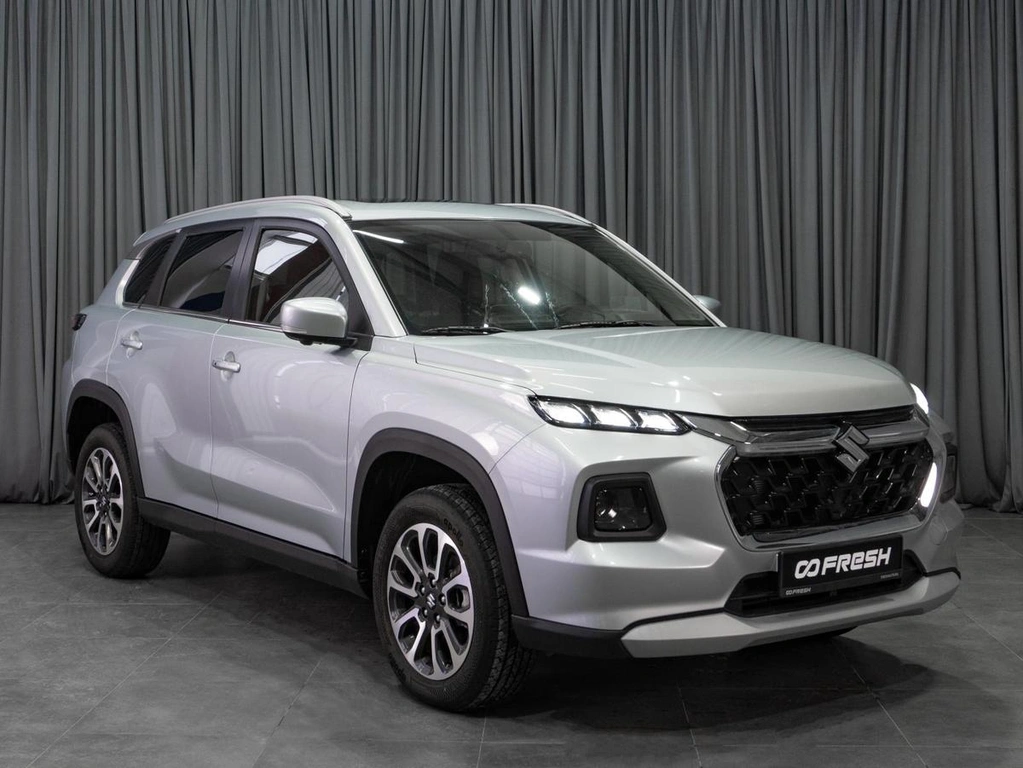 Внедорожник Suzuki Grand Vitara 2023 года, 4499000 рублей, Тюмень