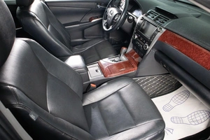 Седан Toyota Camry 2013 года, 1739000 рублей, Сургут