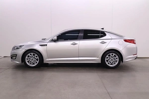 Седан Kia Optima 2011 года, 1220000 рублей, Брянск