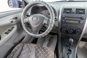 Седан Toyota Corolla 2008 года, 899000 рублей, Барнаул