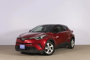 Внедорожник Toyota C-HR 2018 года, 2139000 рублей, Новосибирск