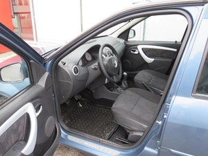 Седан Renault Logan 2010 года, 700000 рублей, Брянск