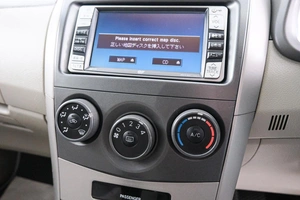 Седан Toyota Corolla Axio 2010 года, 789000 рублей, Красноярск