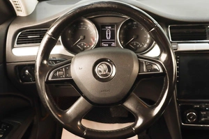 Лифтбек Skoda Superb 2014 года, 1379000 рублей, Челябинск