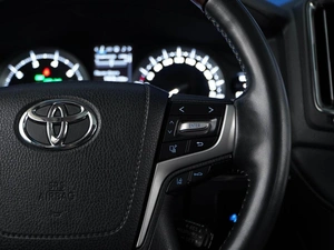Внедорожник Toyota Land Cruiser 2017 года, 6527077 рублей, Москва