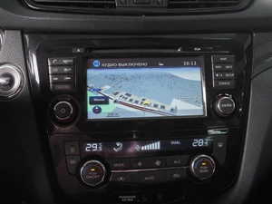 Внедорожник Nissan X-Trail 2017 года, 1998000 рублей, Красный Пахарь