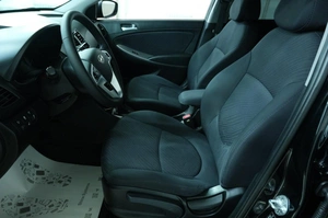Седан Hyundai Solaris 2015 года, 1189000 рублей, Омск