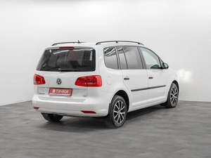 Минивэн Volkswagen Touran 2012 года, 980000 рублей, Красноярск