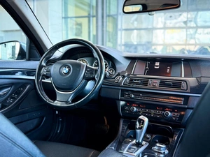 Седан BMW 5 серия 2013 года, 1800000 рублей, Уфа
