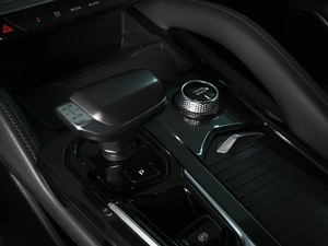 Внедорожник Geely Monjaro 2023 года, 3309000 рублей, Аксай