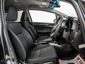 Хетчбэк Honda Fit 2018 года, 1200000 рублей, Красноярск