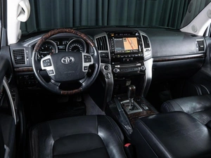 Внедорожник Toyota Land Cruiser 2012 года, 3890000 рублей, Волгоград