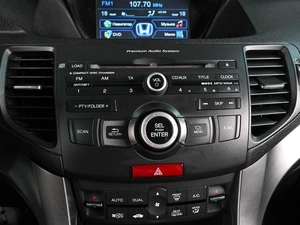 Седан Honda Accord 2011 года, 1329000 рублей, Аксай