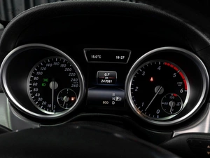 Внедорожник Mercedes-benz M-класс 2015 года, 2599000 рублей, Тюмень