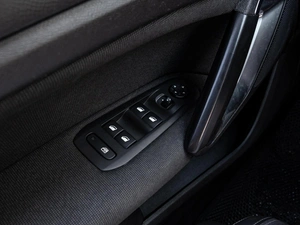 Хетчбэк Peugeot 308 2019 года, 1515000 рублей, Краснодар