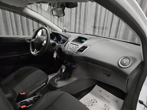 Хетчбэк Ford Fiesta 2018 года, 830000 рублей, Красноярск