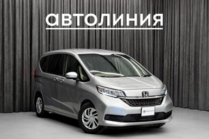 Минивэн Honda Freed 2019 года, 1480000 рублей, Красноярск