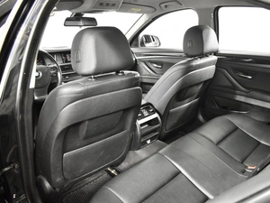 Седан BMW 5 серия 2013 года, 1230100 рублей, Казань