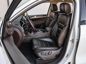 Внедорожник Volkswagen Touareg 2016 года, 2989000 рублей, Краснодар