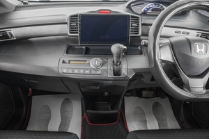 Минивэн Honda Freed 2011 года, 999000 рублей, Барнаул