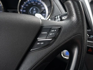 Седан Hyundai Sonata 2012 года, 1125000 рублей, Краснодар