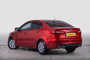 Седан Kia Rio 2012 года, 879000 рублей, Томск