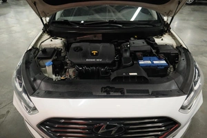 Седан Hyundai Sonata 2019 года, 2170000 рублей, Курск