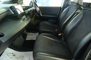 Минивэн Honda Freed 2012 года, 1249000 рублей, Омск