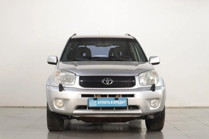 Внедорожник Toyota RAV4 2004 года, 799000 рублей, Челябинск