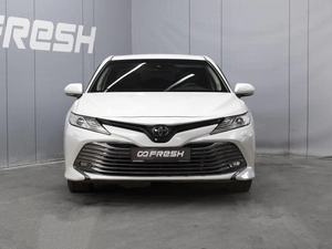 Седан Toyota Camry 2018 года, 2870000 рублей, Омск