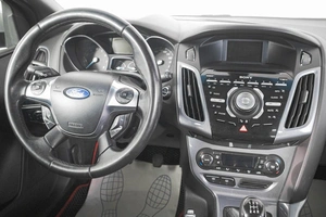 Универсал Ford Focus 2012 года, 799000 рублей, Кемерово