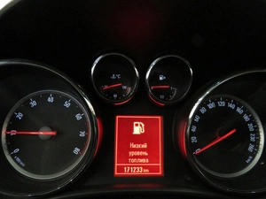 Хэтчбек Opel Astra 2013 года, 980000 рублей, Калуга