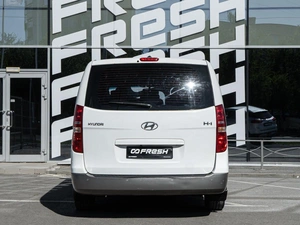 Минивэн Hyundai H-1 2015 года, 2630000 рублей, Волгоград