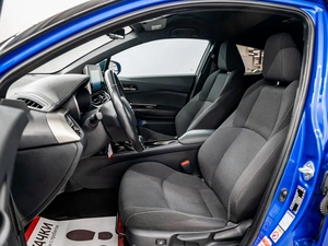 Внедорожник Toyota C-HR 2018 года, 2480000 рублей, Красноярск