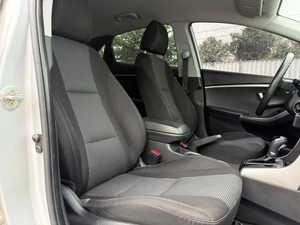 Хетчбэк Hyundai i30 2015 года, 880000 рублей, Ижевск