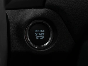 Внедорожник Toyota RAV4 2025 года, 4219000 рублей, Тюмень