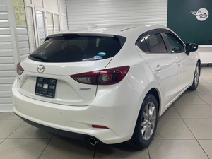 Хетчбэк Mazda Axela 2018 года, 1359000 рублей, Ачинск