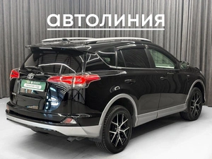 Внедорожник Toyota RAV4 2017 года, 2775000 рублей, Красноярск