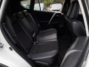 Внедорожник Toyota RAV4 2016 года, 2330000 рублей, Большой Сочи